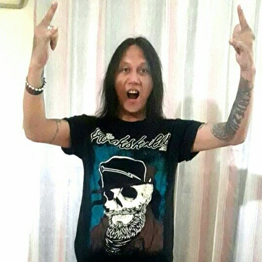 rockskulls-royjeconiah-boomerang-tshirt-band-otentik-jecovox-merchandise-kaos-distro